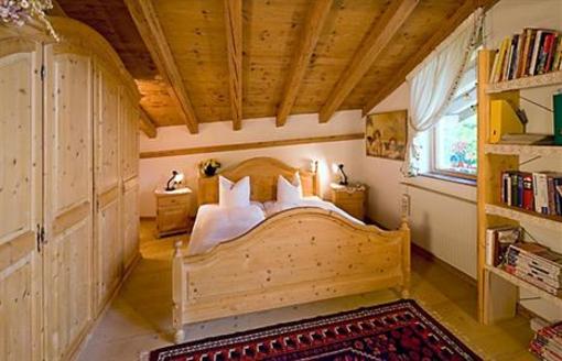 фото отеля Hotel Olympia Pettneu am Arlberg