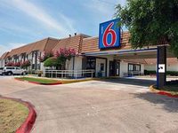 Motel 6 Dallas Duncanville