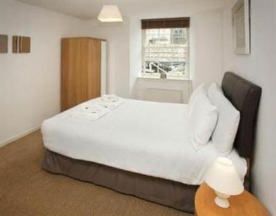 фото отеля St Giles Grassmarket Apartment