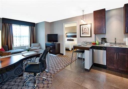 фото отеля Residence Inn Boston Logan Airport Chelsea