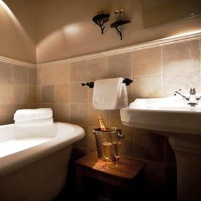 фото отеля Main Street Hotel