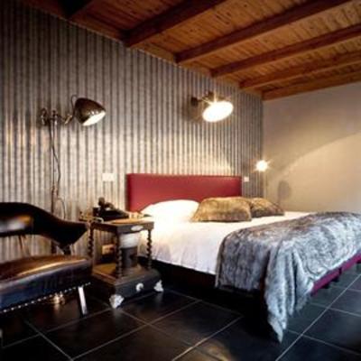фото отеля Main Street Hotel