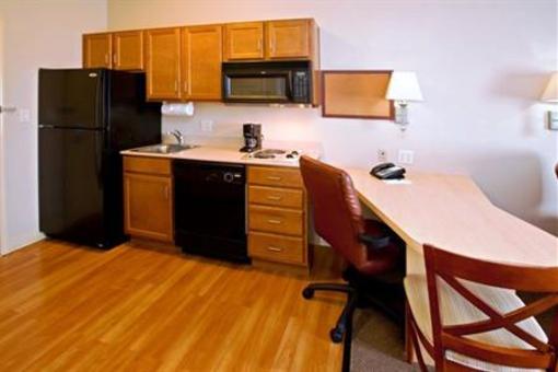 фото отеля Candlewood Suites Elkhart