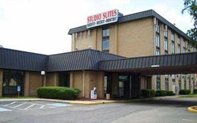 фото отеля Denver's Best Inn and Suites