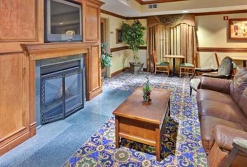 фото отеля Holiday Inn Express Suites Southfield