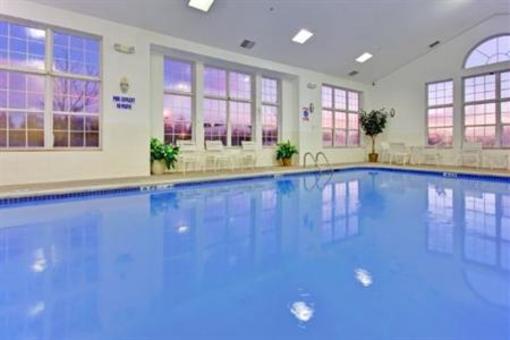 фото отеля Holiday Inn Express Suites Southfield