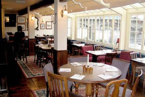 фото отеля The Swan Hotel Staines