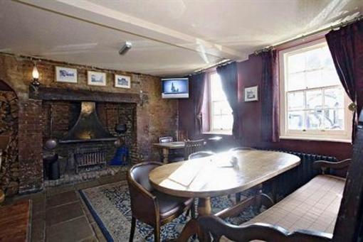 фото отеля The Swan Hotel Staines