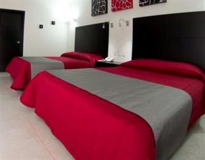 фото отеля Hotel Portonovo Plaza Expo
