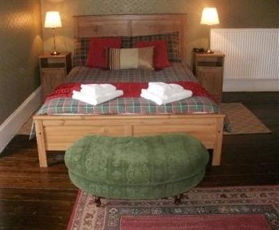 фото отеля Aynetree Guest House Edinburgh