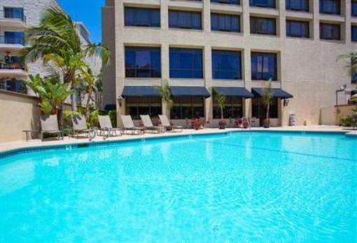 фото отеля Crowne Plaza Beverly Hills