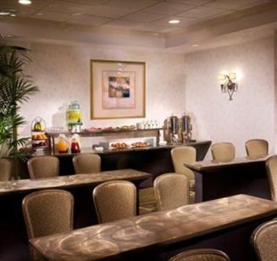 фото отеля Crowne Plaza Beverly Hills