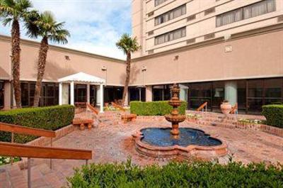 фото отеля Hilton Concord