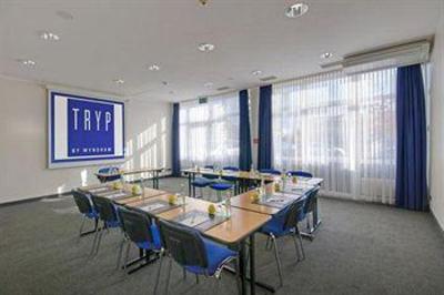 фото отеля Tryp Centro Oberhausen