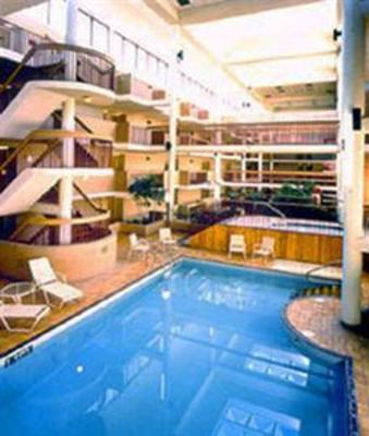 фото отеля BEST WESTERN Village Park Inn