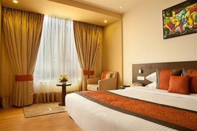 фото отеля Lemon Tree Premier Leisure Valley Gurgaon