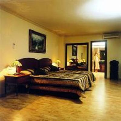 фото отеля Park Plaza Suites
