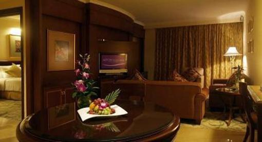 фото отеля Aston Tropicana Hotel & Plaza Bandung