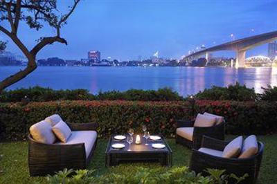 фото отеля Anantara Riverside Spa & Resort Bangkok
