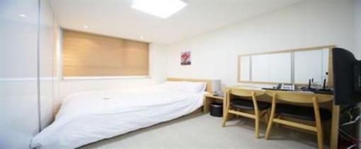 фото отеля Inn the City Serviced Residence
