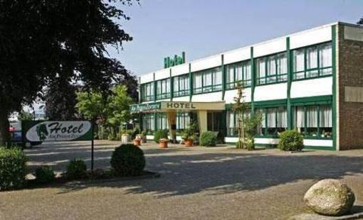 фото отеля Hotel am Pferdezentrum