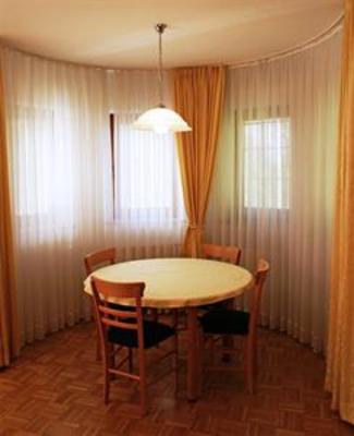 фото отеля Aparthotel Vila Toplice Smarjeske Toplice
