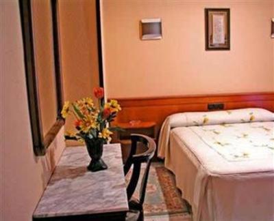 фото отеля Hostal La Corte