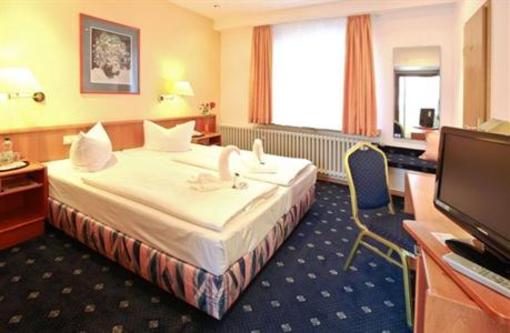 фото отеля Hotel Benger Krefeld