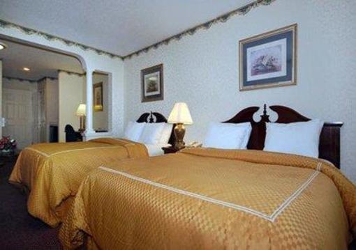 фото отеля Comfort Suites West Warwick