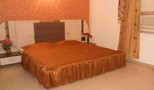 фото отеля Hotel Gagan Plaza