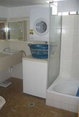 фото отеля Surfspray Court Holiday Apartments