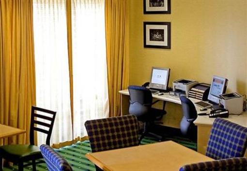 фото отеля Springhill Suites Statesboro University Area