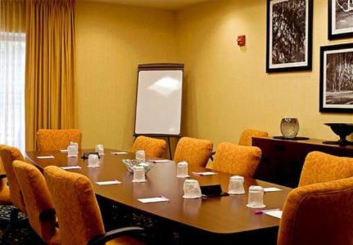 фото отеля Springhill Suites Statesboro University Area