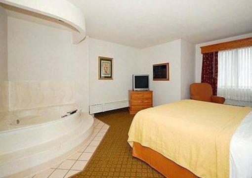 фото отеля Quality Inn Saint Cloud