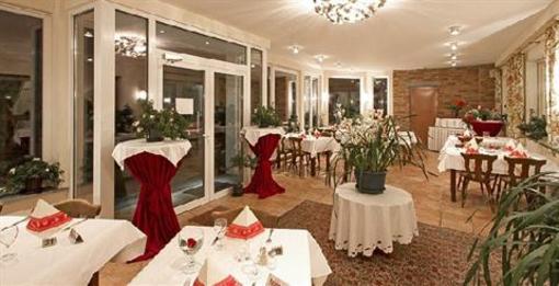 фото отеля Hotel Mennicken Wurselen