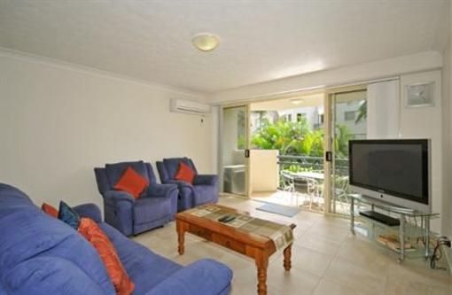 фото отеля Golden Riviera Beach Resort Gold Coast