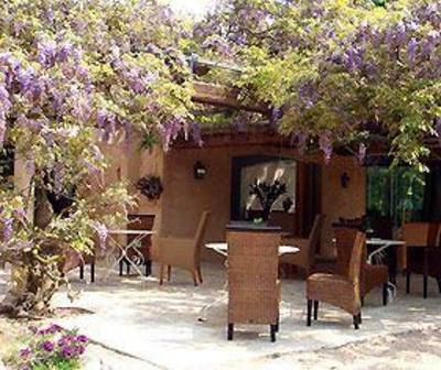 фото отеля Hotel Le Verger Maelvi Grimaud