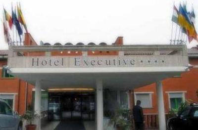 фото отеля Max Hotel Executive