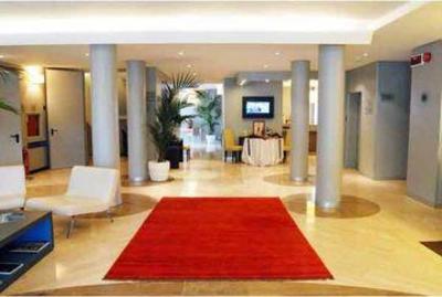 фото отеля Max Hotel Executive