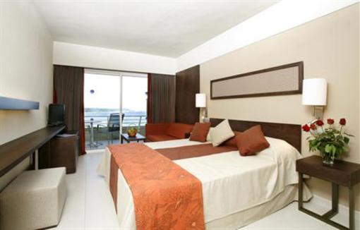 фото отеля Blau Mediterraneo Hotel