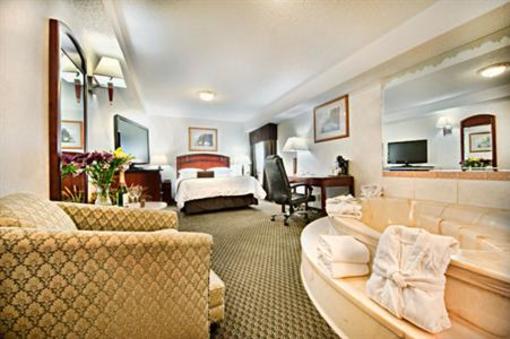 фото отеля Best Western Airport Inn Calgary