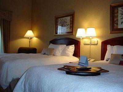 фото отеля Hampton Inn Chicopee