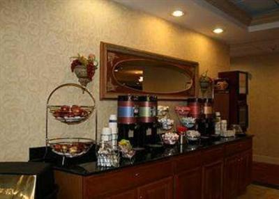 фото отеля Hampton Inn Chicopee