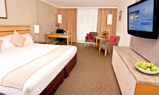 фото отеля Radisson Hotel And Suites Sydney