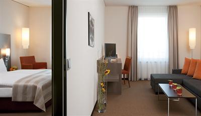 фото отеля Intercityhotel Mainz