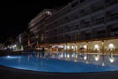 фото отеля Aquis Agios Gordios Beach Hotel