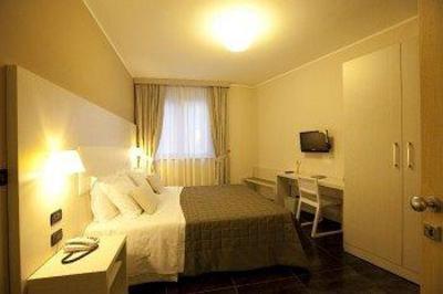 фото отеля Hotel La Meridiana Settimo Torinese