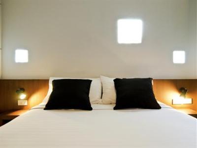 фото отеля DI Place Hotel