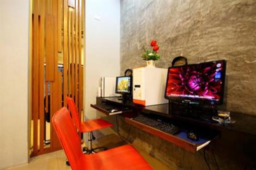 фото отеля PJ Patong Resortel