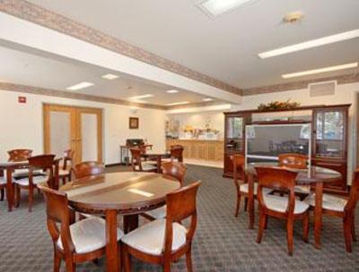 фото отеля Super 8 Motel Windsor (Colorado)
